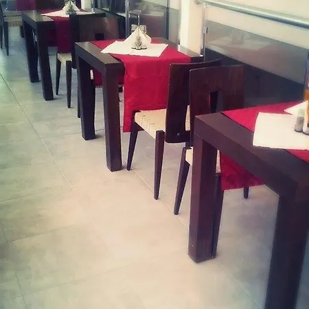 Concordia Plaza 2 Отель Приморско