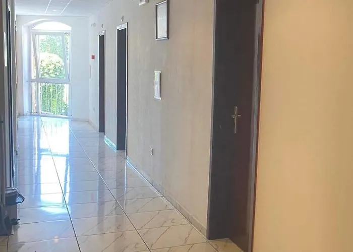 Ξενοδοχείο Concordia Plaza 2 3*