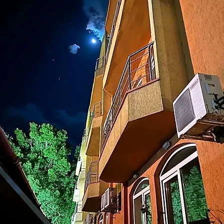 Szálloda Concordia Plaza 2